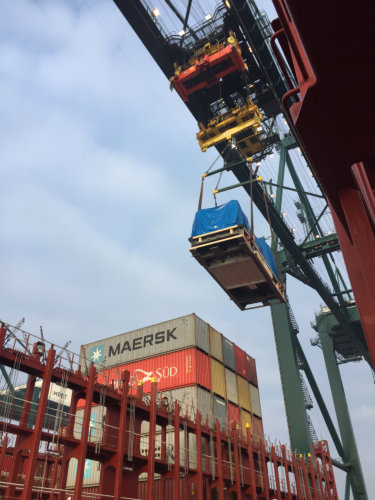 1 / 30 Project ex Antwerp to Hong Kong - 6 Heavy Lift Units - loaded as Breakbulk on Container vessel on bed of 18x40'Flat Rack (3 units - each 900x430x430cm each 62'500 kgs + 3 units each 1245x482x455cm each 104'000 kgs)