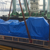 1 / 30 Project ex Antwerp to Hong Kong - 6 Heavy Lift Units - loaded as Breakbulk on Container vessel on bed of 18x40'Flat Rack (3 units - each 900x430x430cm each 62'500 kgs + 3 units each 1245x482x455cm each 104'000 kgs)